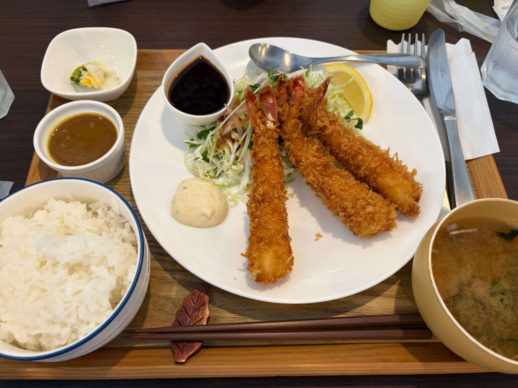 キッチン ヒイラギ 海老フライ定食1,680円